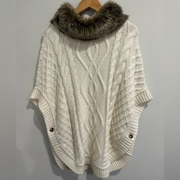 Talbots Faux Fur Collar Cableknit Poncho - Picture 7 of 7